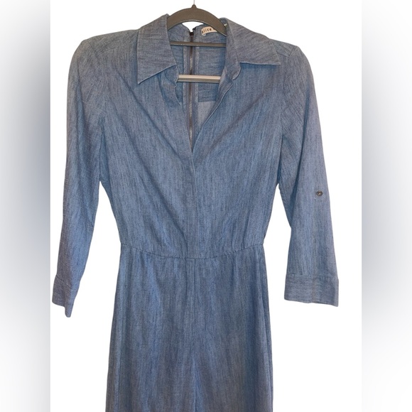 alice + olivia jumpsuit SZ 2 Wide leg, light denim, long sleeve, removable belt - Picture 3 of 14